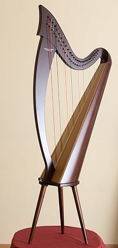 M003 MIRA  28 ,   - , Resonance Harps